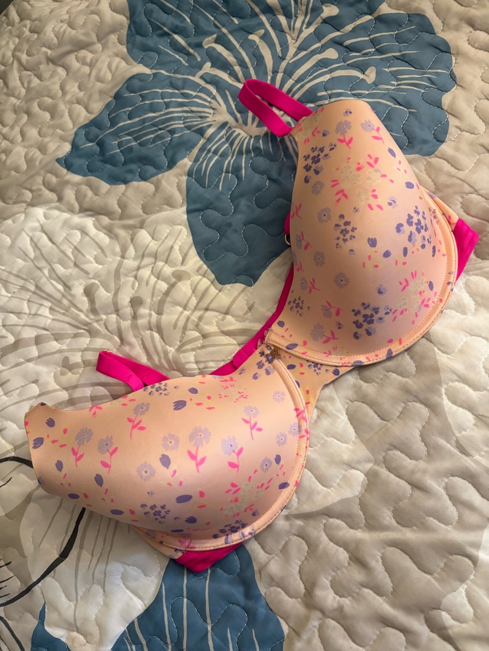 Savage X Fenty Hot Pink Bra Back Closure 36DDD